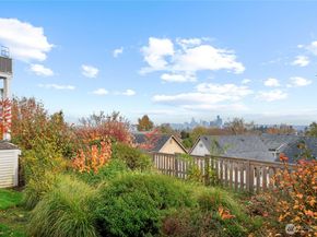 2840 SW Raymond Street 203, Seattle WA 98126