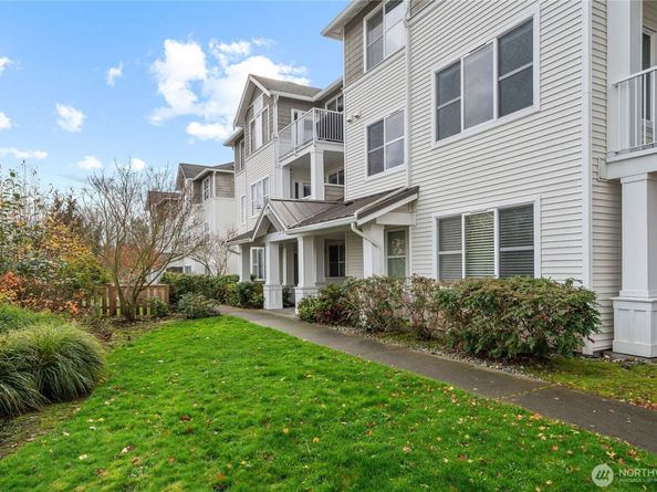 2840 SW Raymond Street 203, Seattle WA 98126