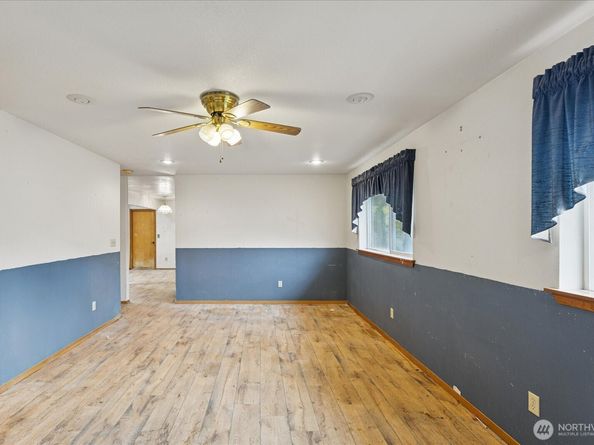 1606 SW 322nd Street, Federal Way WA 98023