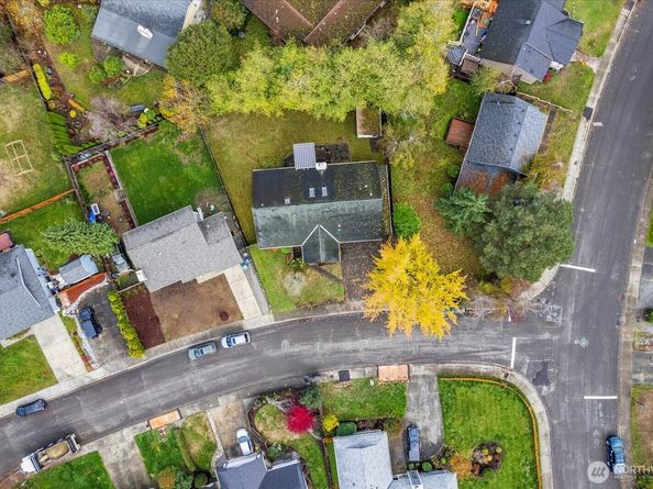 1606 SW 322nd Street, Federal Way WA 98023