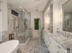 4911 NE Laurelcrest Lane, Seattle WA 98105