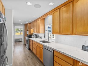 2323 Lexington Avenue, Everett WA 98203