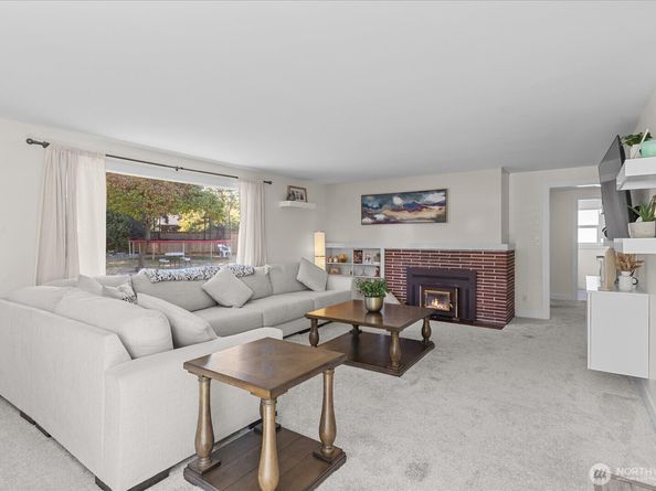 2323 Lexington #A Avenue, Everett WA 98203