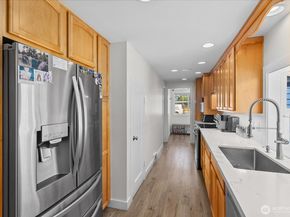 2323 Lexington #A Avenue, Everett WA 98203