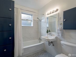 1518 N Wycoff Avenue, Bremerton WA 98312