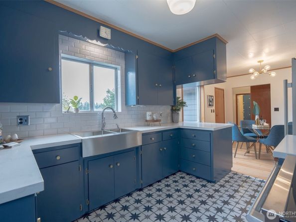 1518 N Wycoff Avenue, Bremerton WA 98312