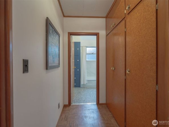 1518 N Wycoff Avenue, Bremerton WA 98312