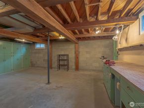 1518 N Wycoff Avenue, Bremerton WA 98312