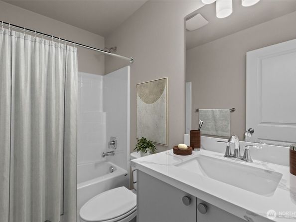 118 169th Place SW A, Bothell WA 98012