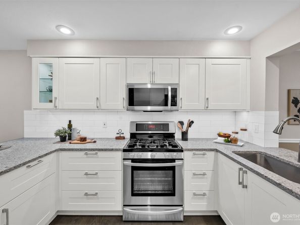 3748 257th Avenue SE, Sammamish WA 98029