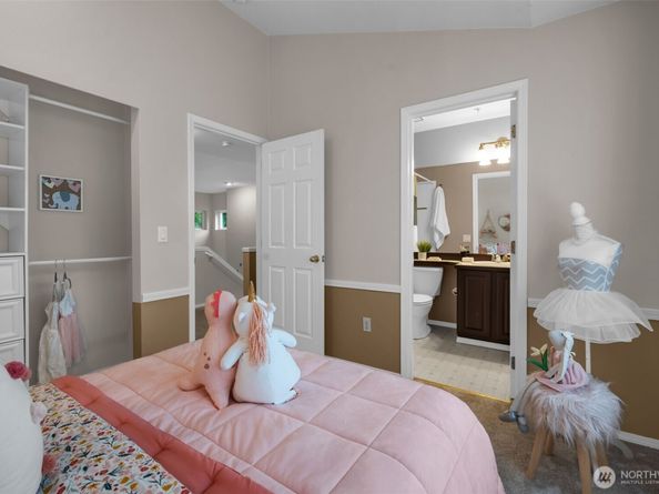 3748 257th Avenue SE, Sammamish WA 98029