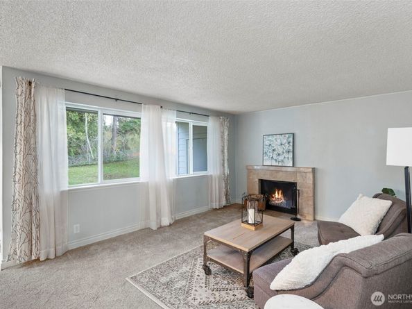 20026 Viking Crest Loop NE 1102, Poulsbo WA 98370