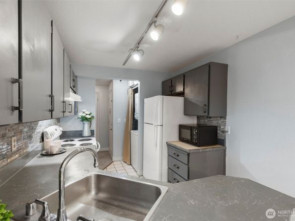 20026 Viking Crest Loop NE 1102, Poulsbo WA 98370