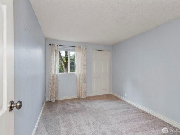 20026 Viking Crest Loop NE 1102, Poulsbo WA 98370