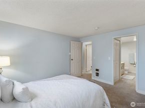 20026 Viking Crest Loop NE 1102, Poulsbo WA 98370