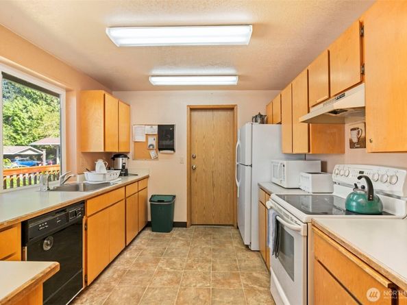 20026 Viking Crest Loop NE 1102, Poulsbo WA 98370