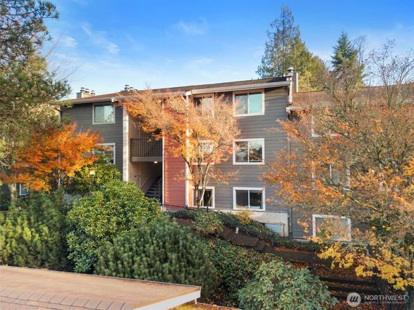 20026 Viking Crest Loop NE 1102, Poulsbo WA 98370