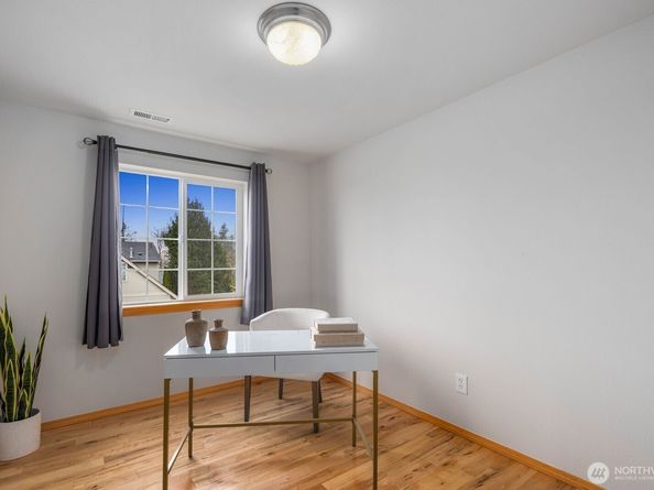 14627 SE 189th Place, Renton WA 98058