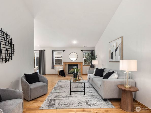 14627 SE 189th Place, Renton WA 98058