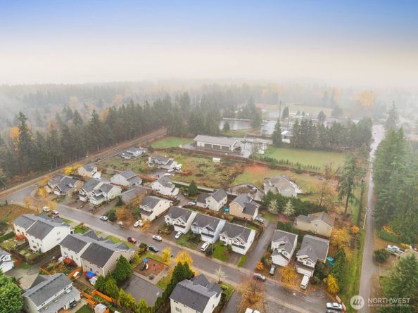 14627 SE 189th Place, Renton WA 98058