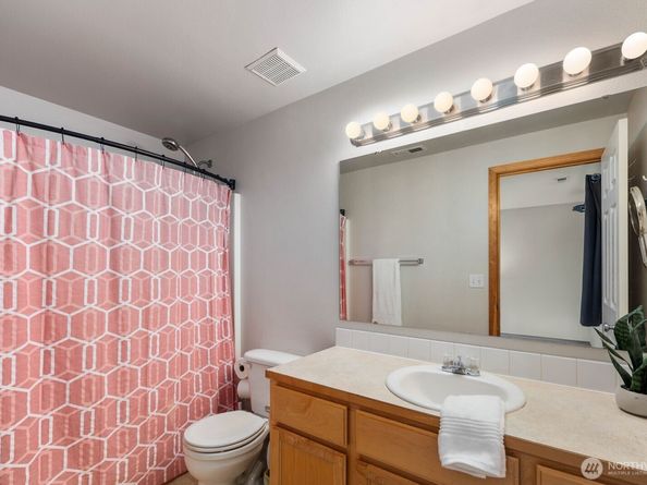 14627 SE 189th Place, Renton WA 98058