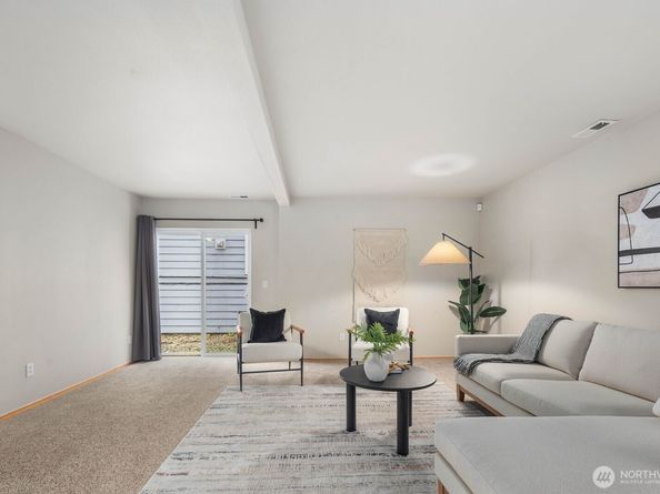 14627 SE 189th Place, Renton WA 98058