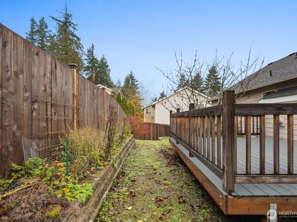 14627 SE 189th Place, Renton WA 98058