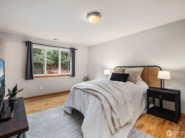 14627 SE 189th Place, Renton WA 98058