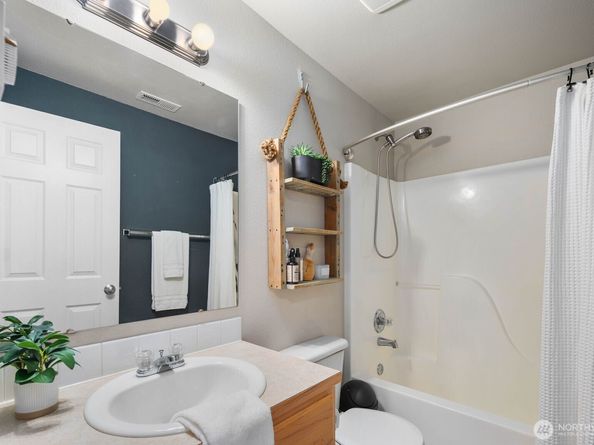 14627 SE 189th Place, Renton WA 98058