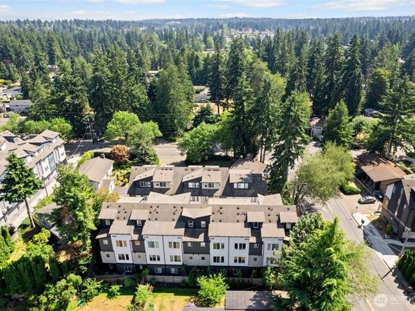 18514 Meridian Avenue N B, Shoreline WA 98133