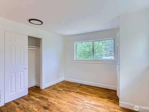 22403 60th Avenue W, Mountlake Terrace WA 98043