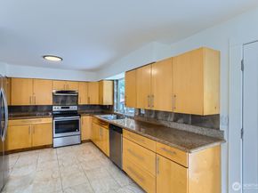 22403 60th Avenue W, Mountlake Terrace WA 98043