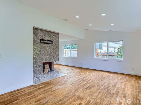 22403 60th Avenue W, Mountlake Terrace WA 98043