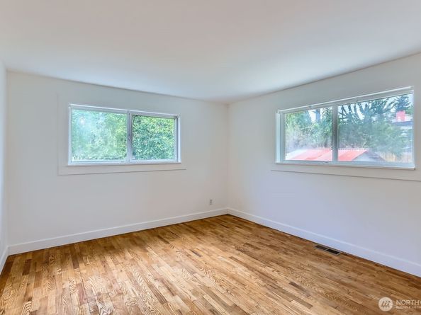 22403 60th Avenue W, Mountlake Terrace WA 98043