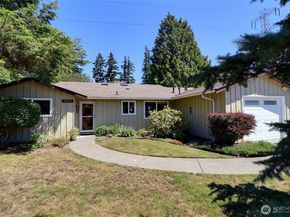10012 126th Avenue SE, Renton WA 98056