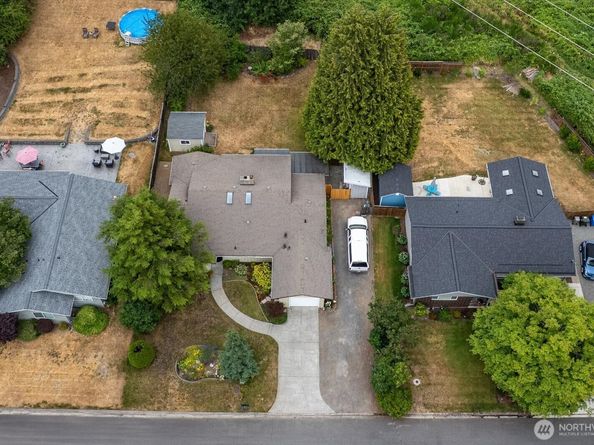 10012 126th Avenue SE, Renton WA 98056
