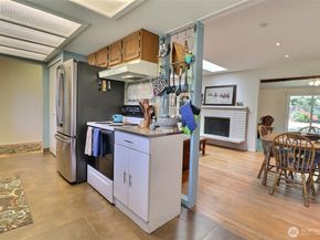 10012 126th Avenue SE, Renton WA 98056
