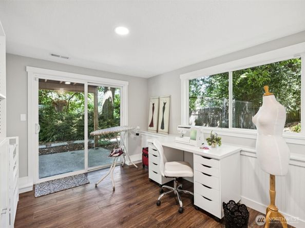 8612 NE 133rd Street, Kirkland WA 98034