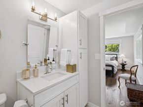 8612 NE 133rd Street, Kirkland WA 98034