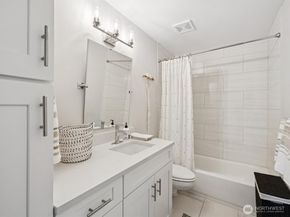 8612 NE 133rd Street, Kirkland WA 98034