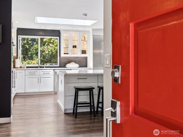 8612 NE 133rd Street, Kirkland WA 98034
