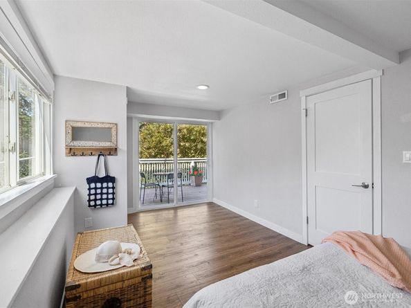 8612 NE 133rd Street, Kirkland WA 98034