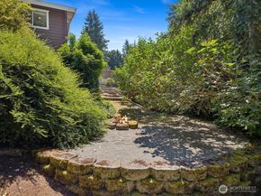 8612 NE 133rd Street, Kirkland WA 98034