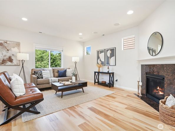 20317 124th Avenue NE, Bothell WA 98011