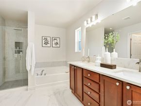 20317 124th Avenue NE, Bothell WA 98011