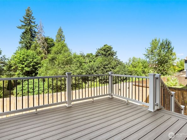 20317 124th Avenue NE, Bothell WA 98011