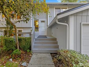 11019 NE 116th Street, Kirkland WA 98034