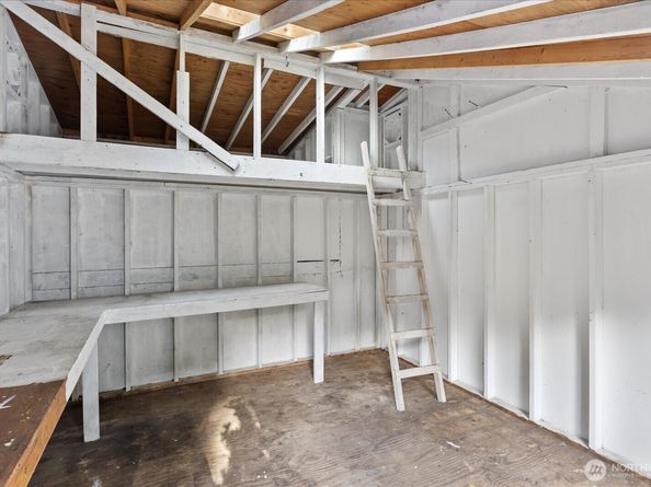 11019 NE 116th Street, Kirkland WA 98034