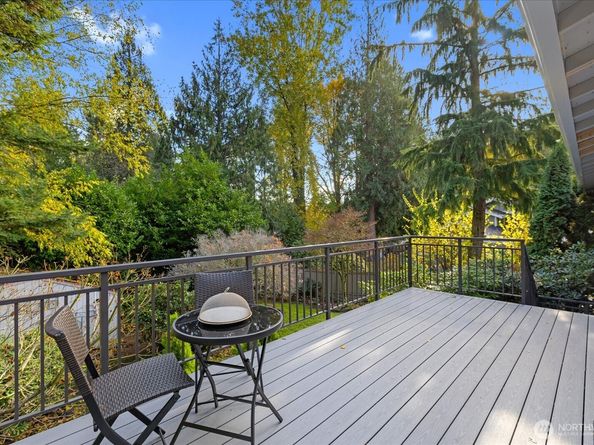 11019 NE 116th Street, Kirkland WA 98034