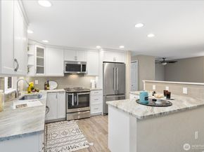 11019 NE 116th Street, Kirkland WA 98034